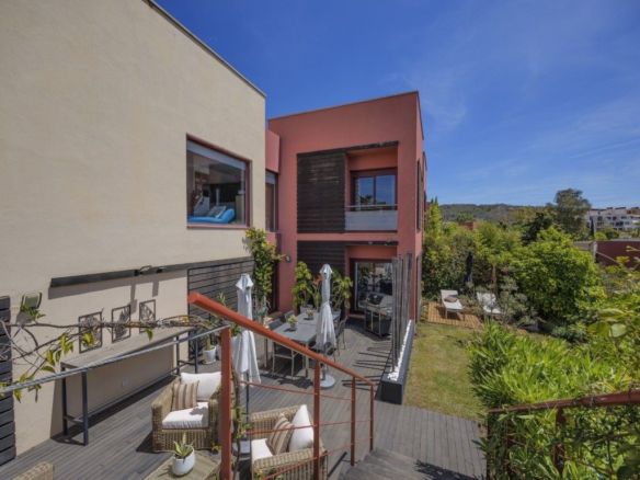 Villa for sale in Málaga