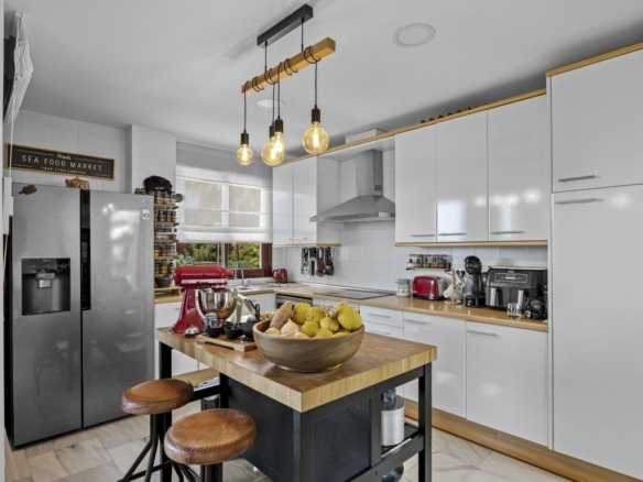 Villa for sale in Málaga