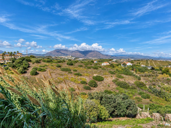 Villa for sale in Manilva