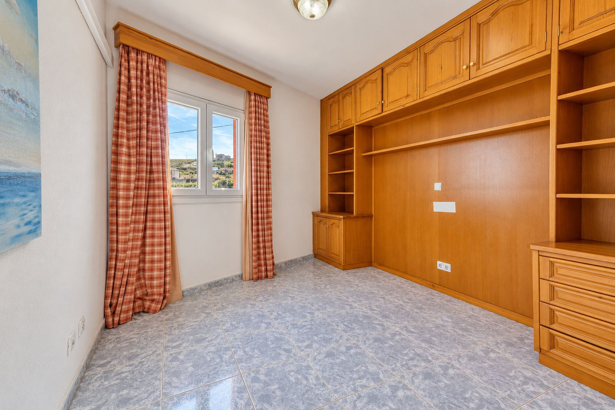 Villa for sale in Manilva