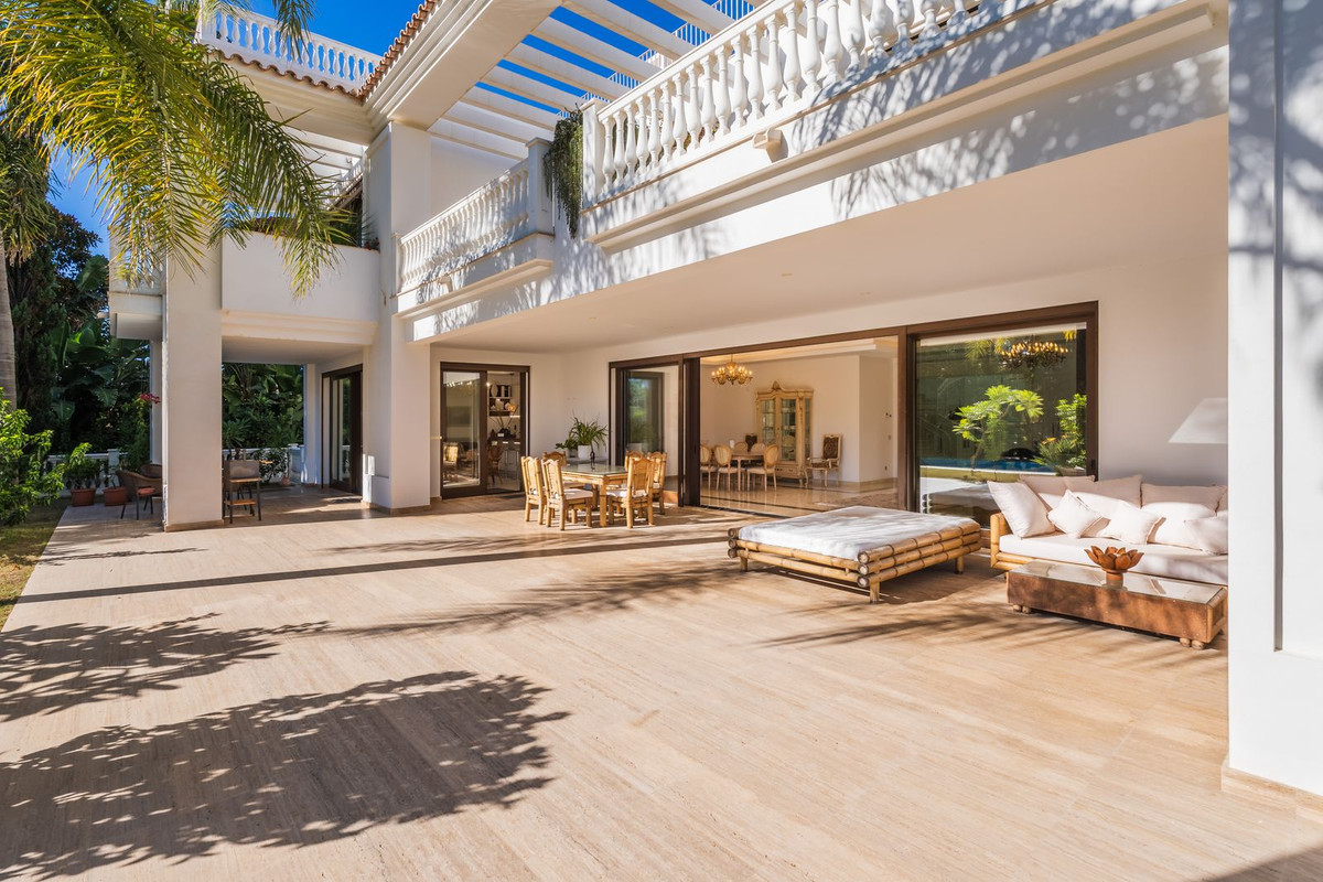 Villa for sale in Marbella