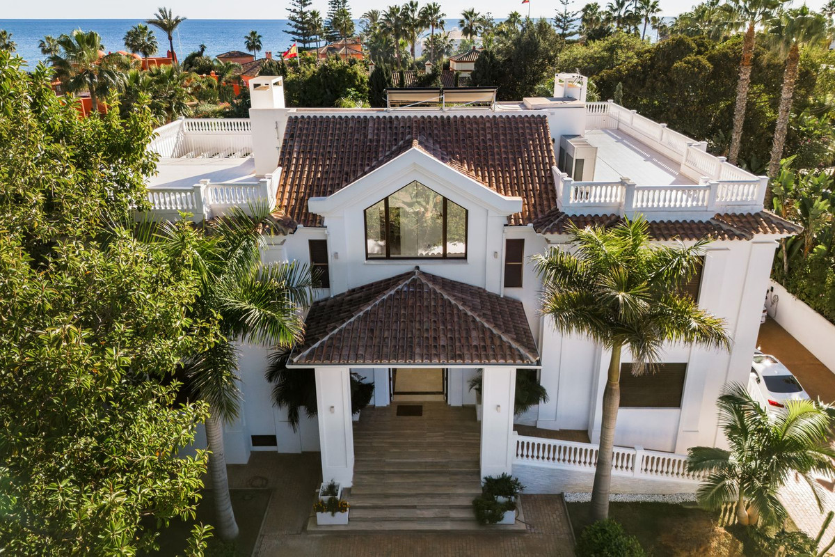 Villa for sale in Marbella
