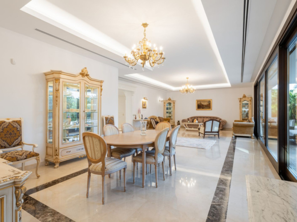Villa for sale in Marbella