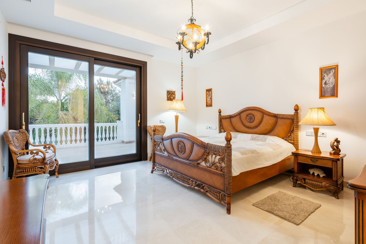 Villa for sale in Marbella
