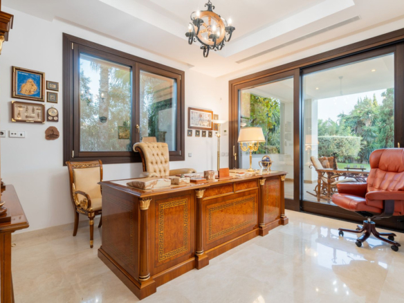 Villa for sale in Marbella