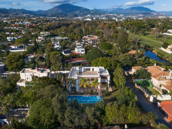 Villa for sale in Marbella