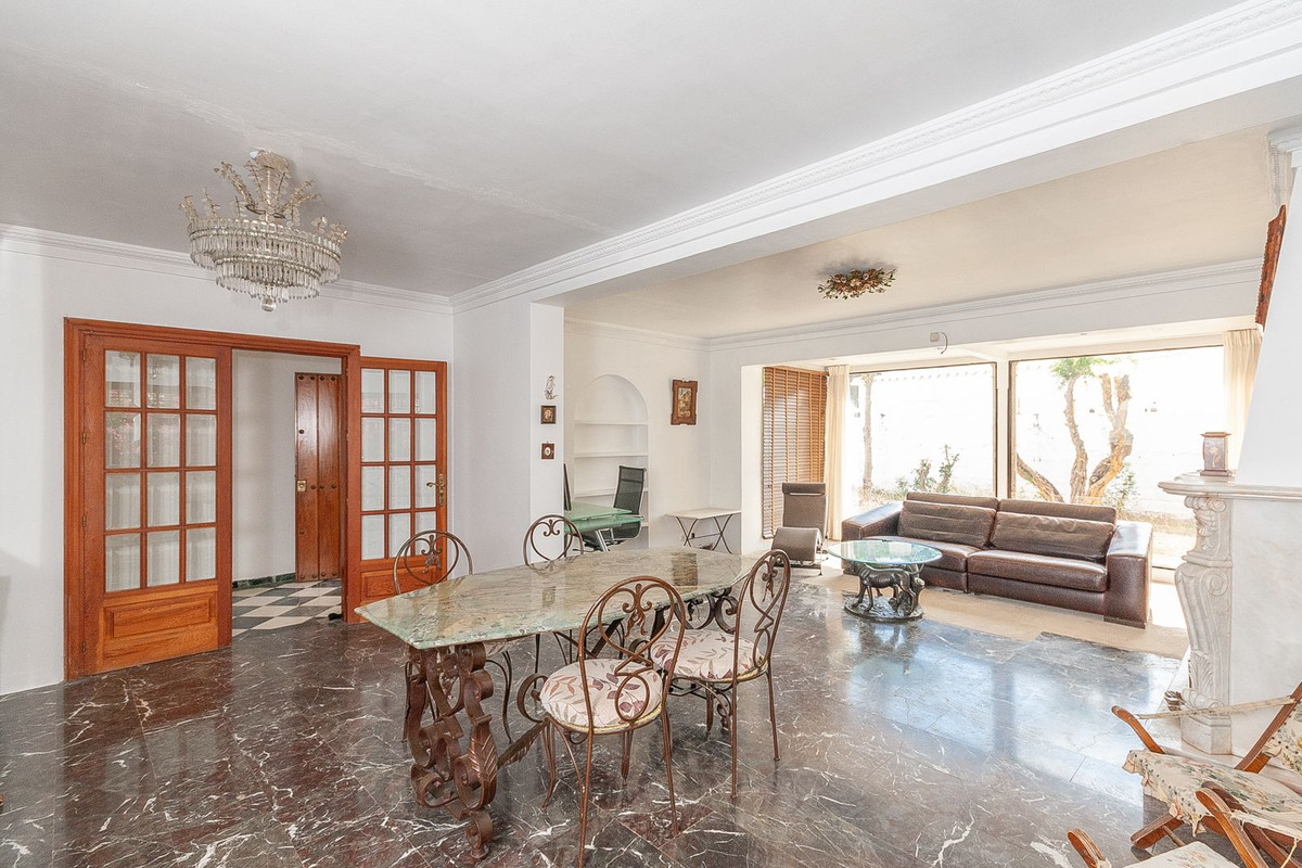 Villa for sale in Marbella