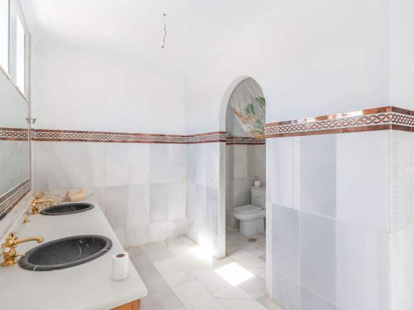 Villa for sale in Marbella