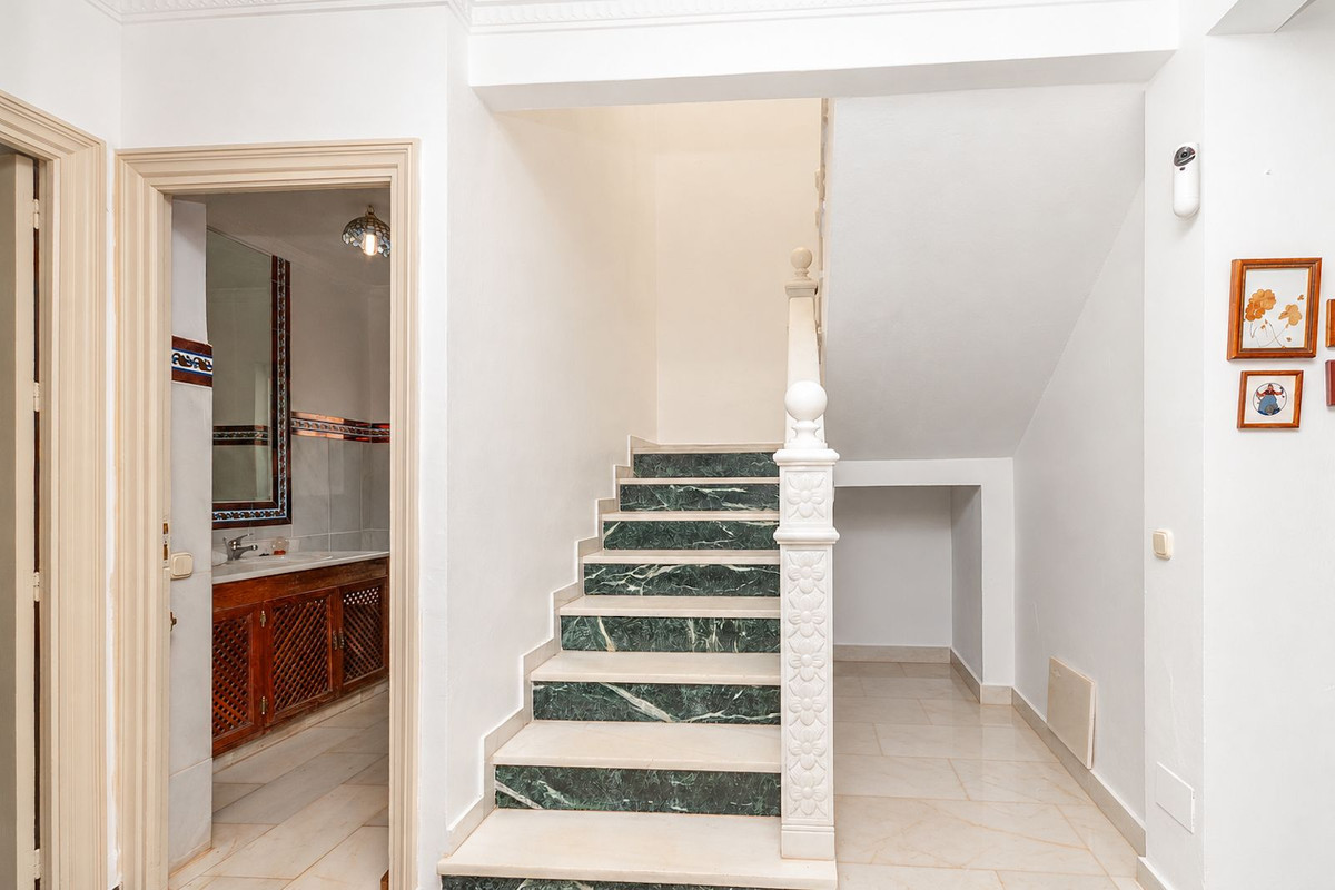 Villa for sale in Marbella
