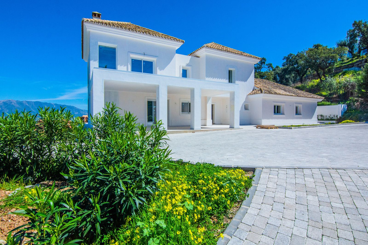 Villa for sale in Marbella