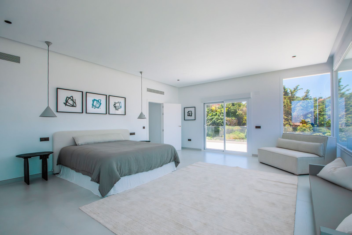 Villa for sale in Marbella