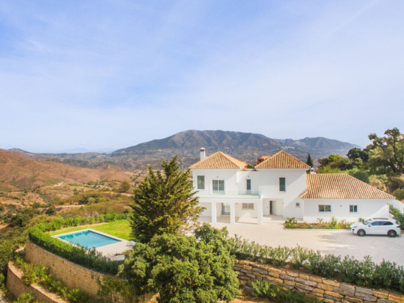 Villa for sale in Marbella
