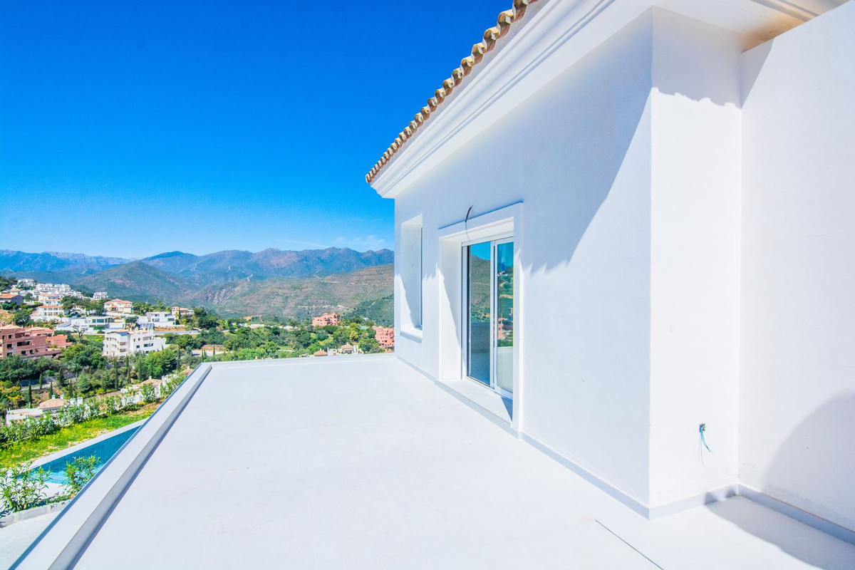 Villa for sale in Marbella