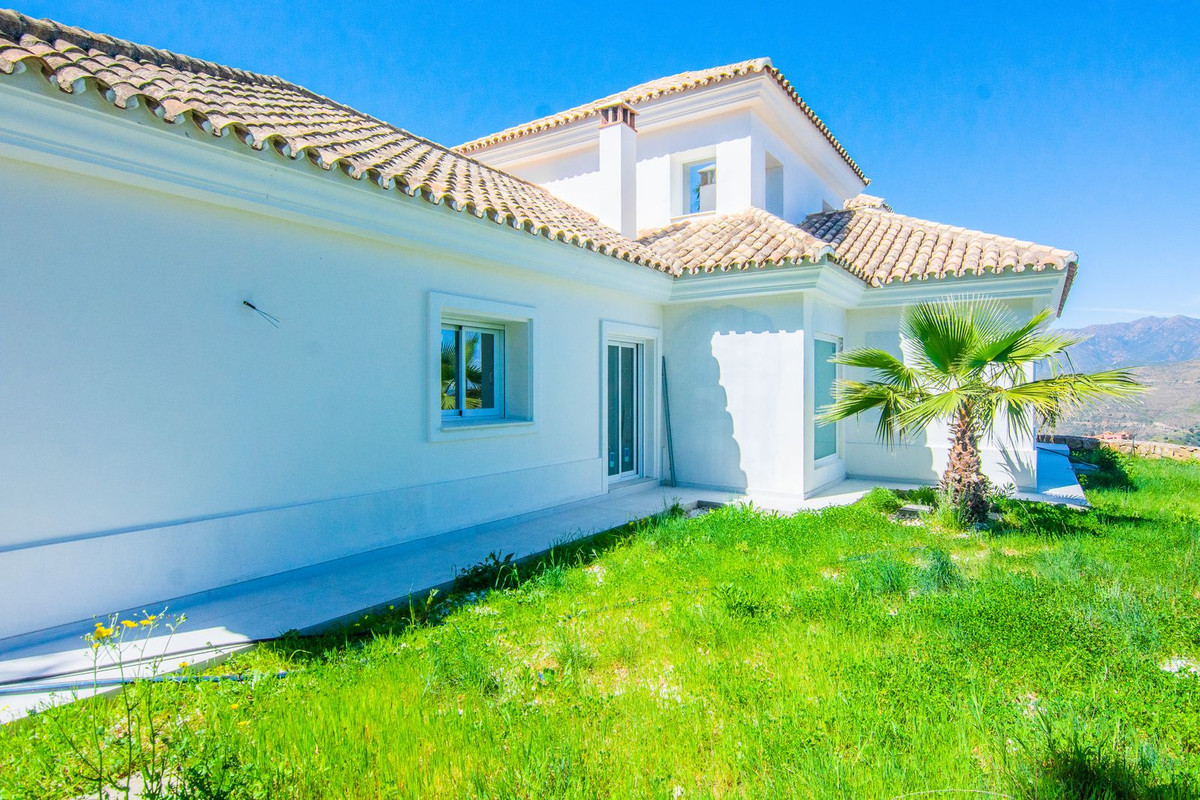 Villa for sale in Marbella