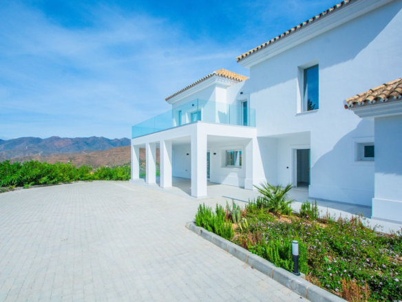 Villa for sale in Marbella