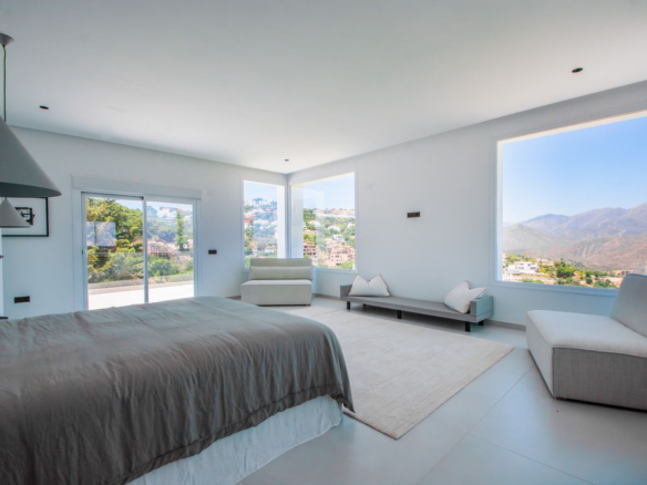 Villa for sale in Marbella