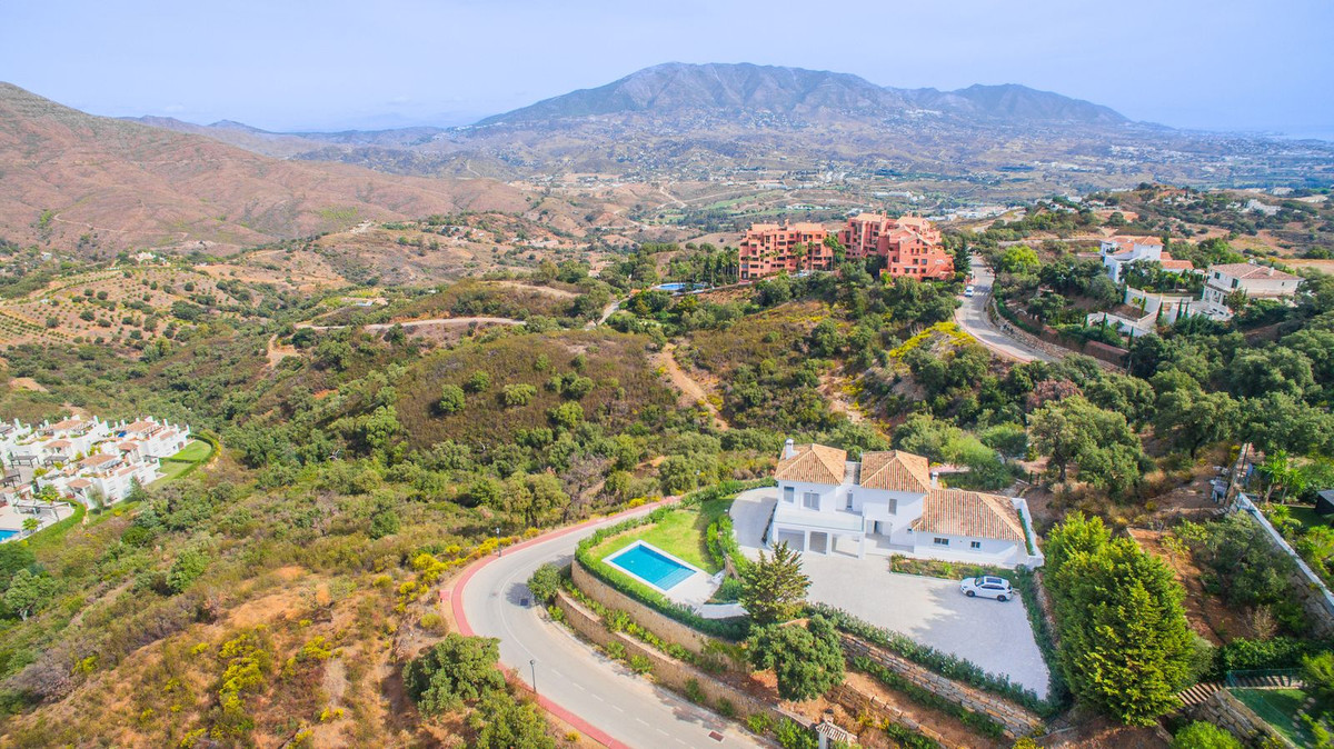 Villa for sale in Marbella