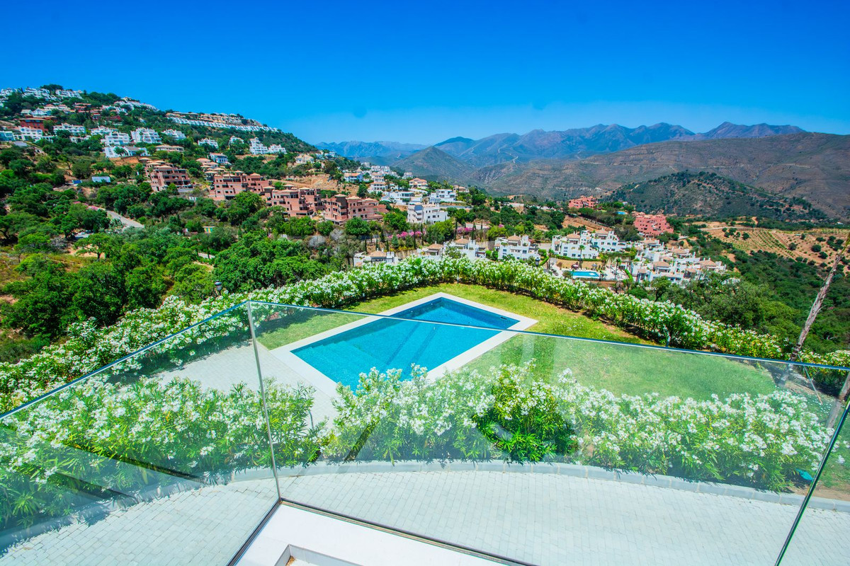 Villa for sale in Marbella