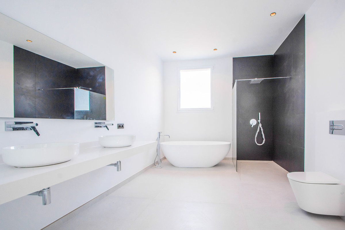 Villa for sale in Marbella