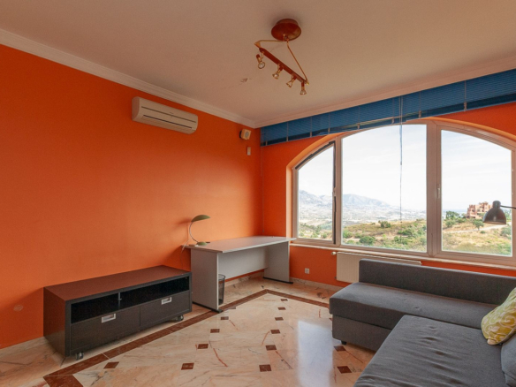 Villa for sale in Marbella