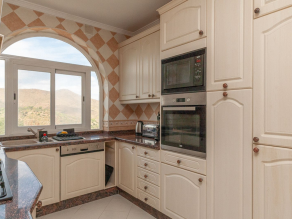 Villa for sale in Marbella