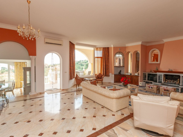 Villa for sale in Marbella