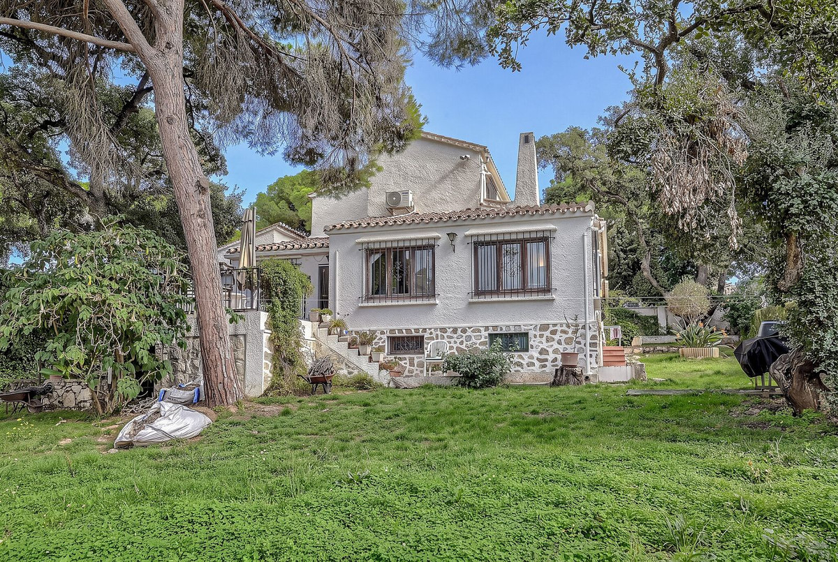 Villa for sale in Marbella
