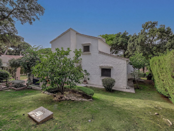 Villa for sale in Marbella