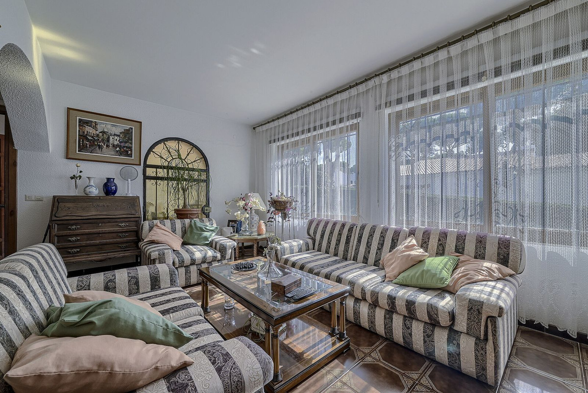 Villa for sale in Marbella