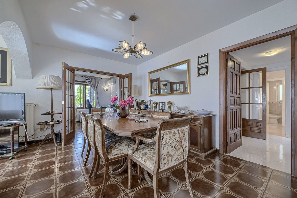 Villa for sale in Marbella