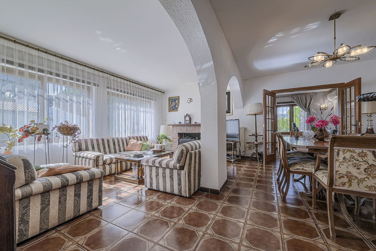Villa for sale in Marbella