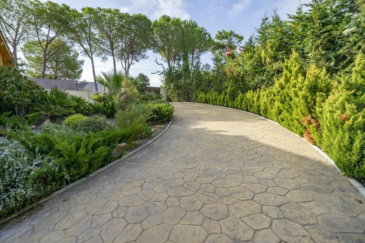 Villa for sale in Marbella