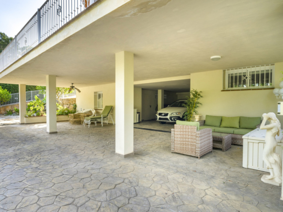 Villa for sale in Marbella