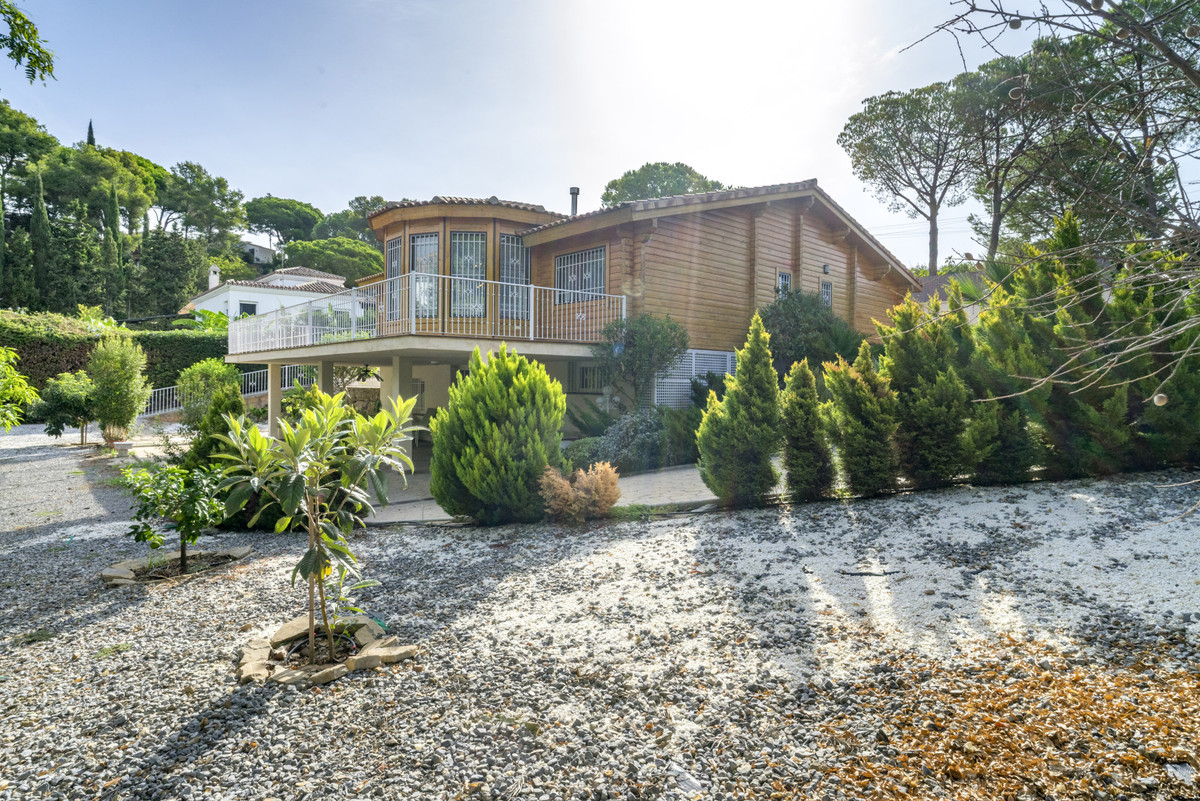 Villa for sale in Marbella