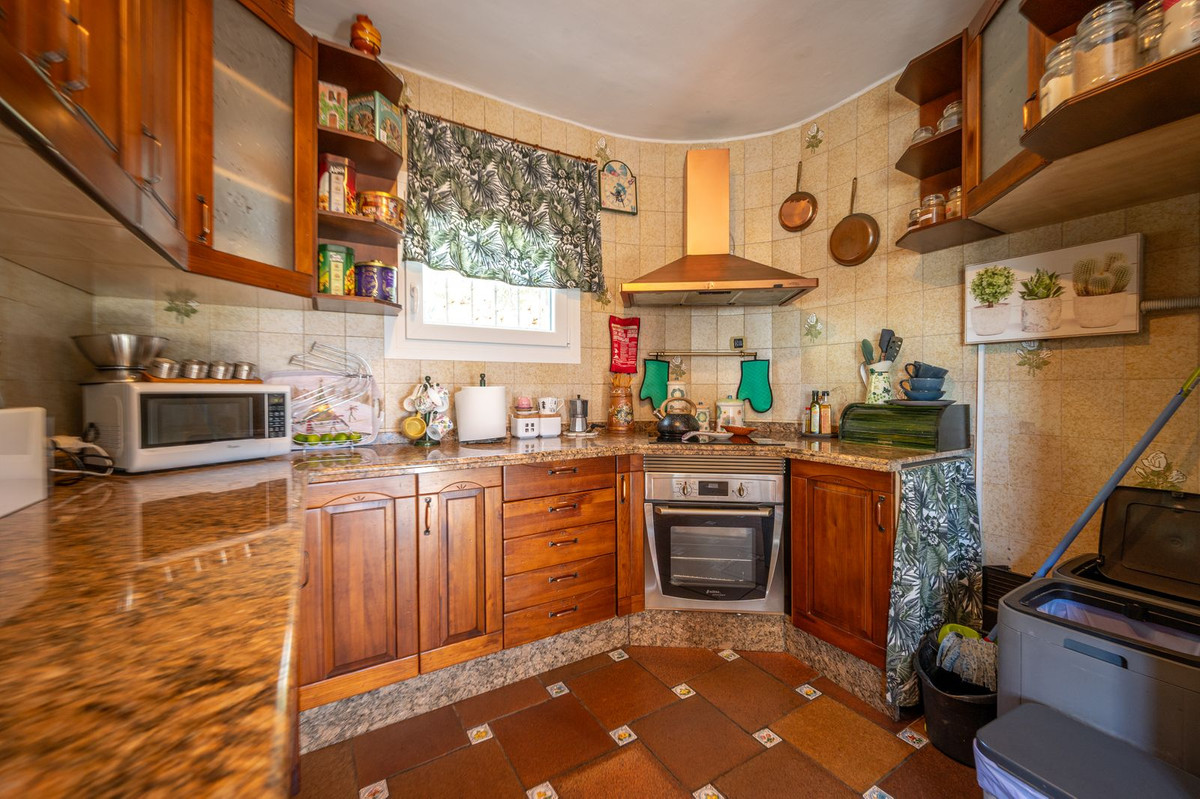 Villa for sale in Mijas