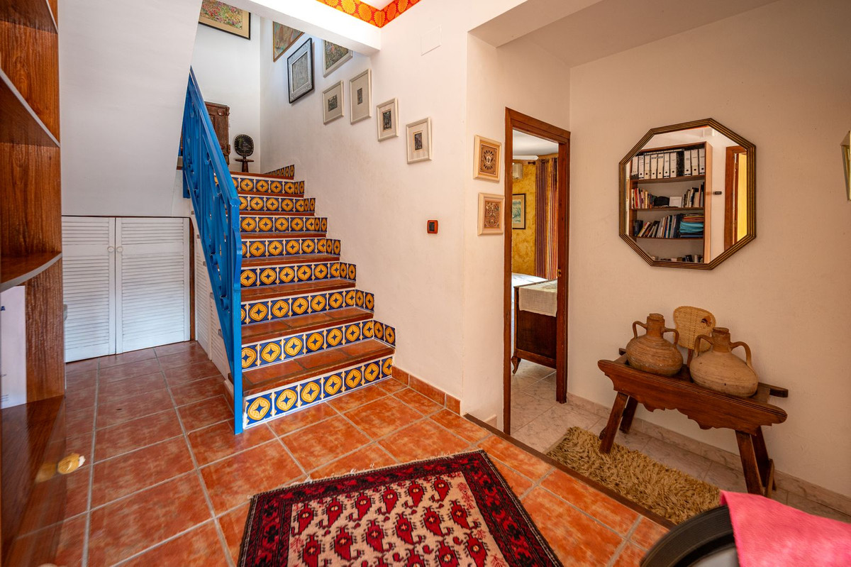 Villa for sale in Mijas