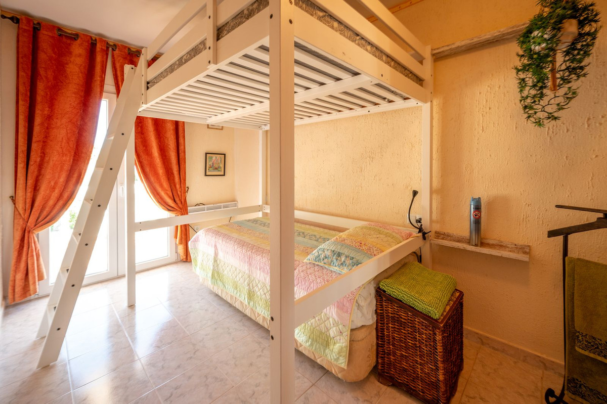 Villa for sale in Mijas