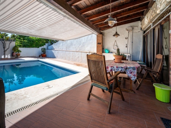 Villa for sale in Mijas