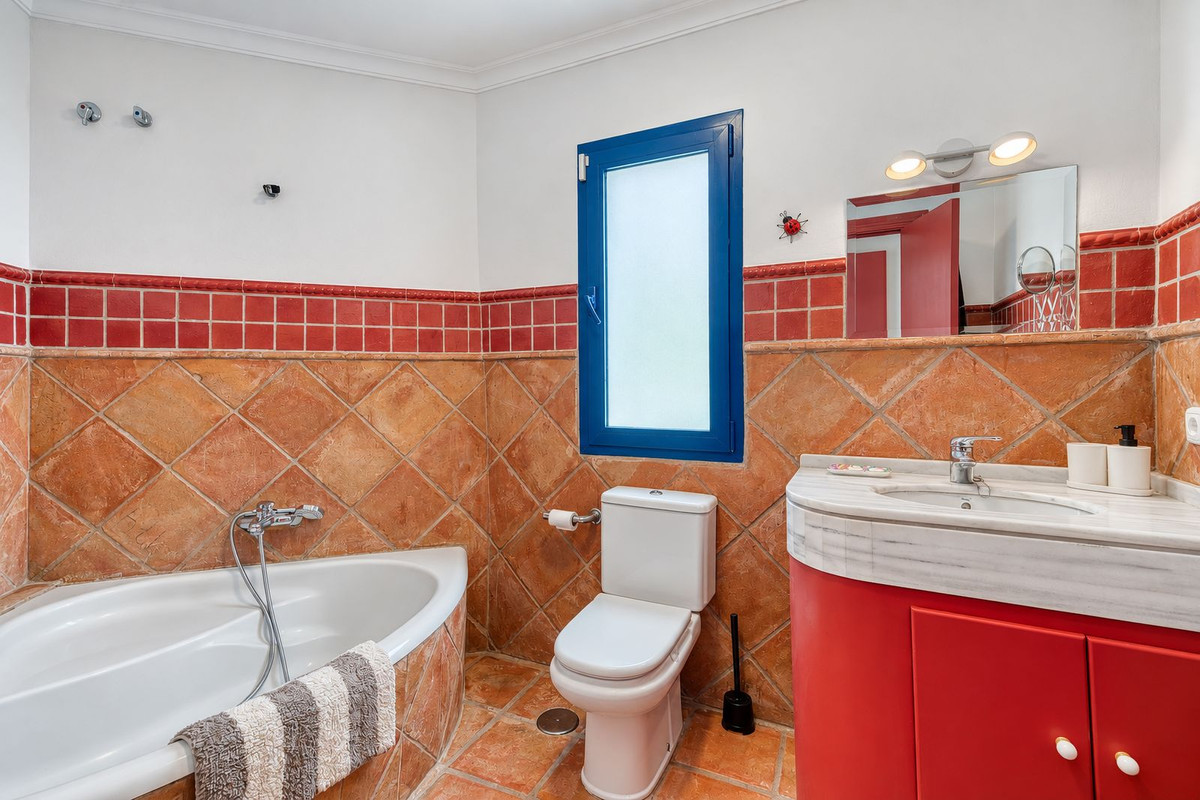 Villa for sale in Mijas