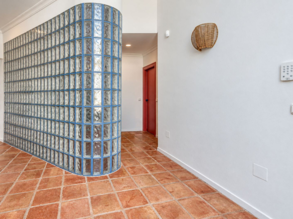 Villa for sale in Mijas