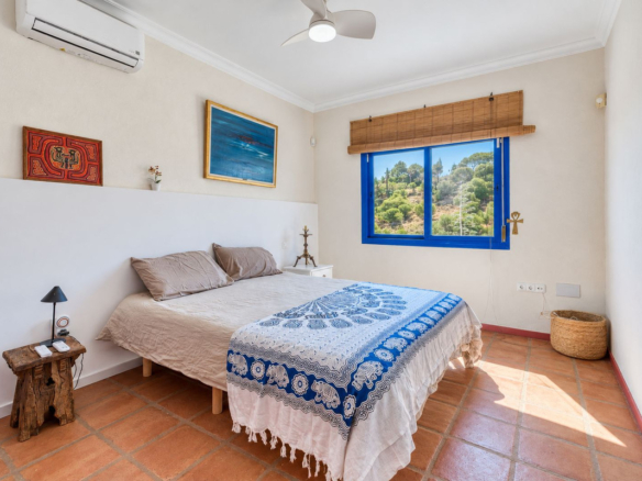 Villa for sale in Mijas