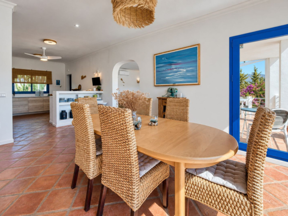 Villa for sale in Mijas
