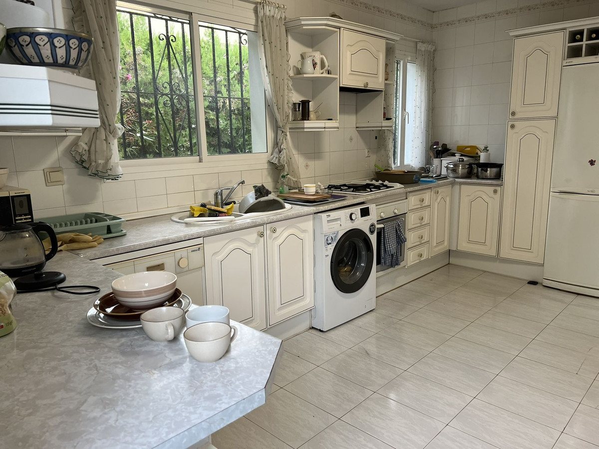 Villa for sale in Mijas