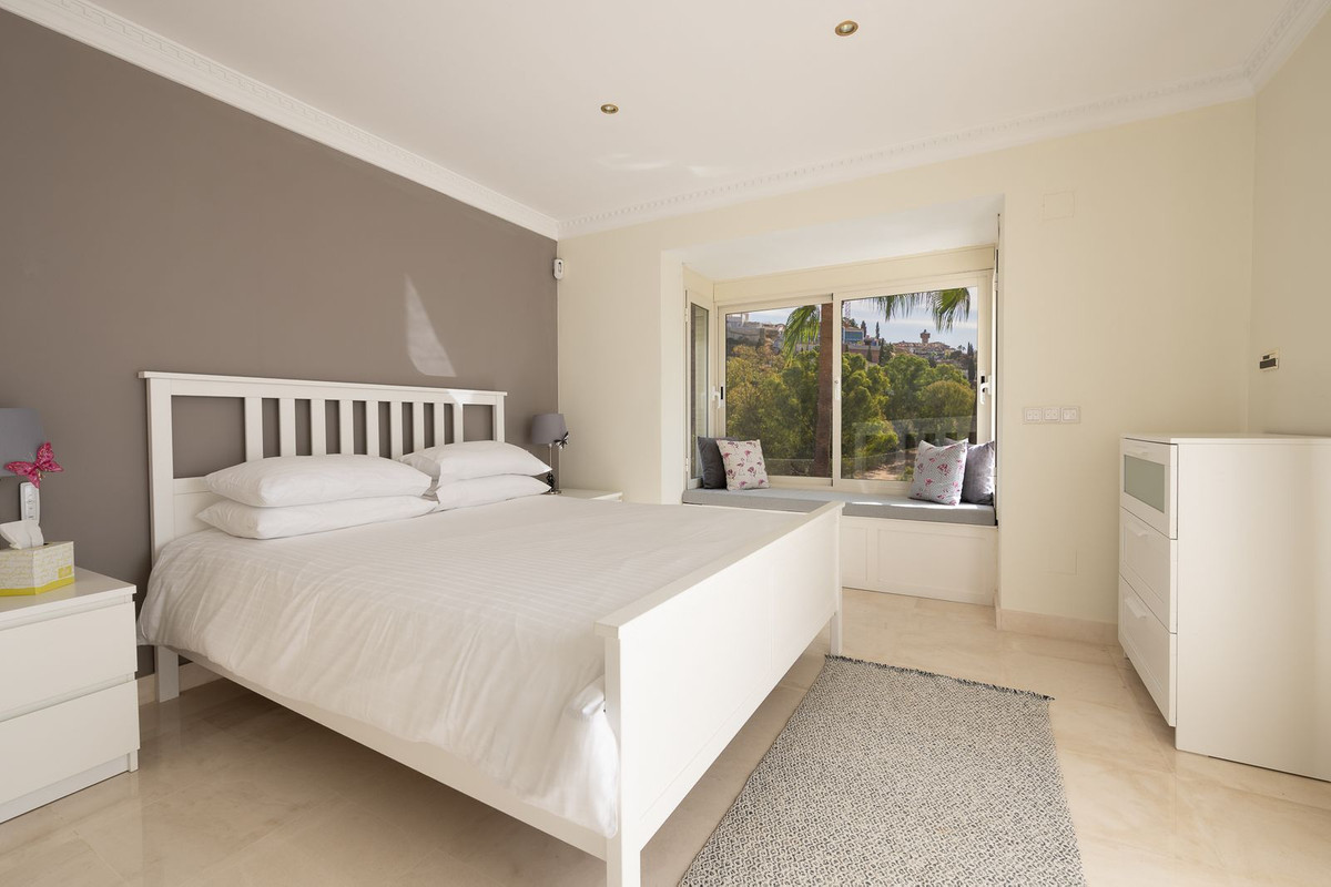 Villa for sale in Mijas