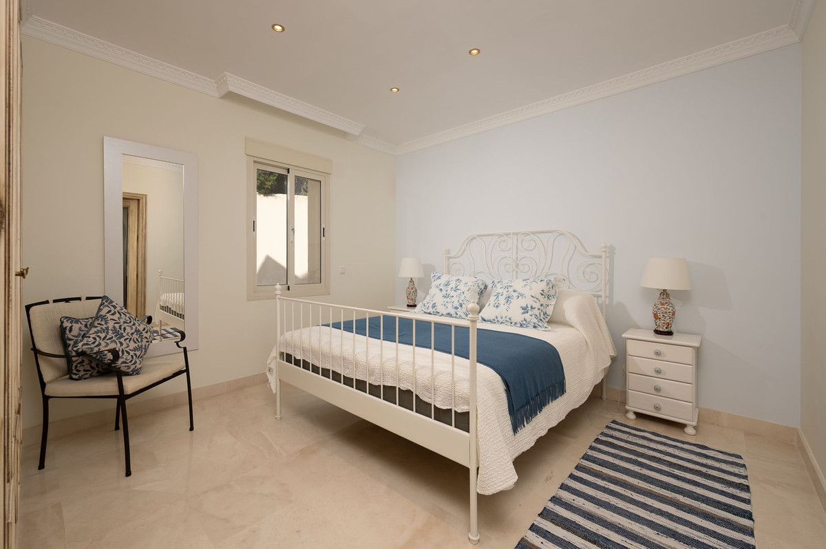 Villa for sale in Mijas