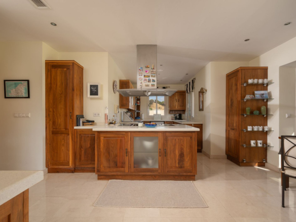 Villa for sale in Mijas
