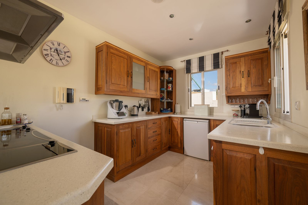 Villa for sale in Mijas