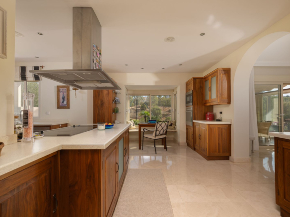 Villa for sale in Mijas