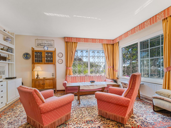 Villa for sale in Mijas
