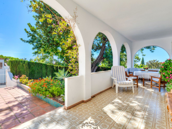 Villa for sale in Mijas